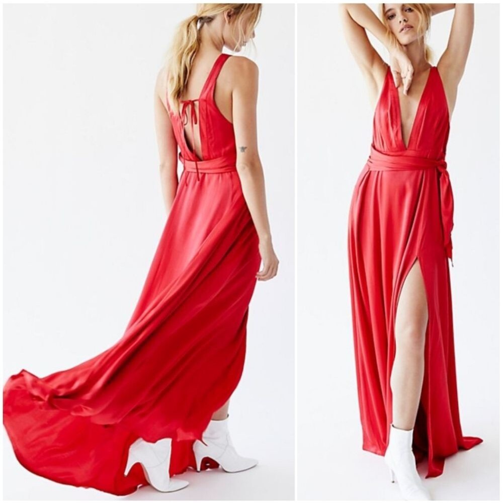 🍒NWT🍒 FREE PEOPLE SILKY MAXI DRESS